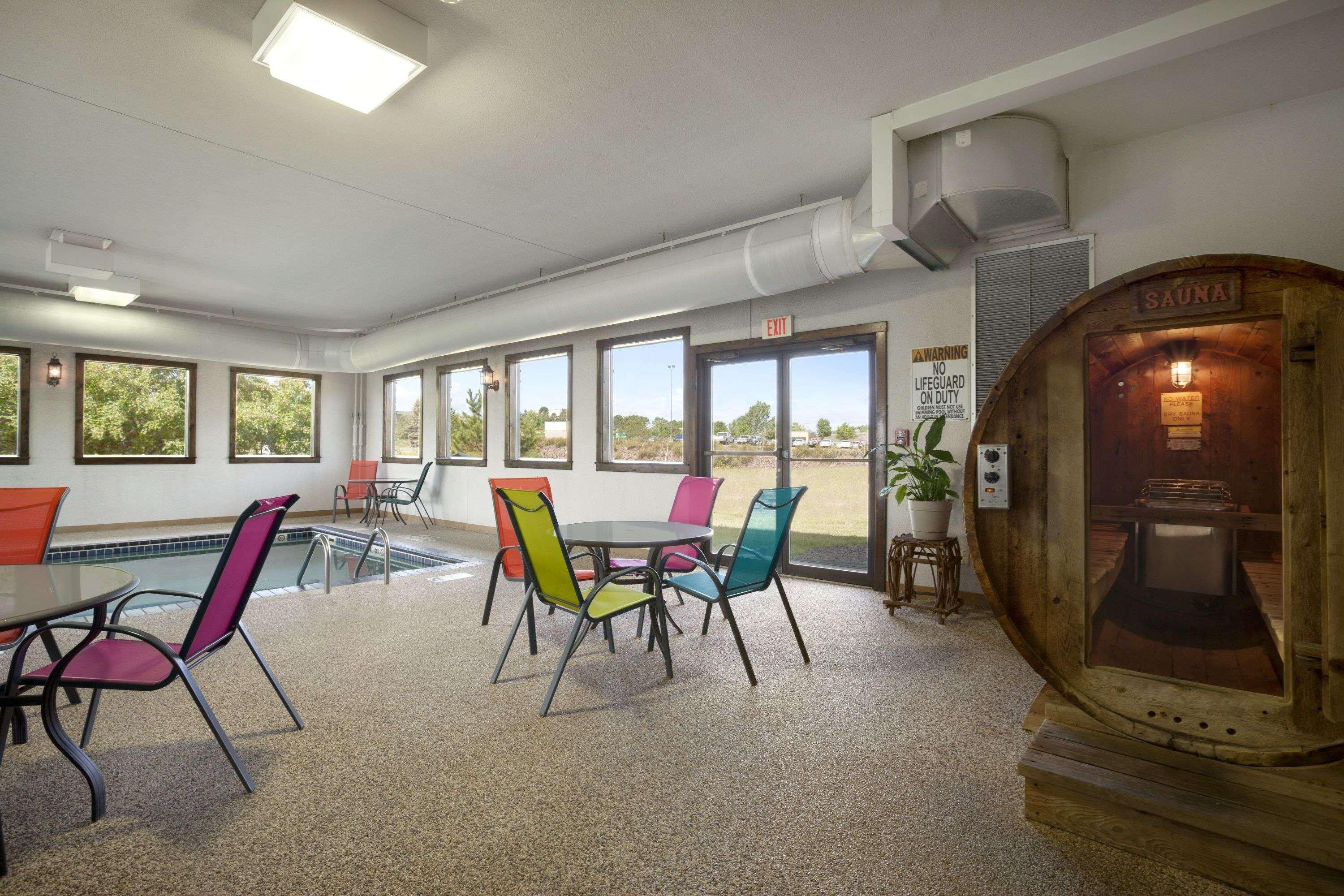 Super 8 By Wyndham Eveleth